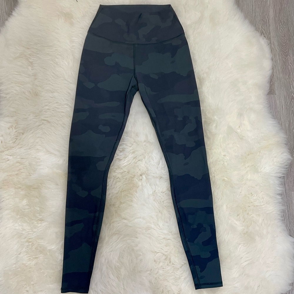 Alo Yoga High-Waist Vapor Legging